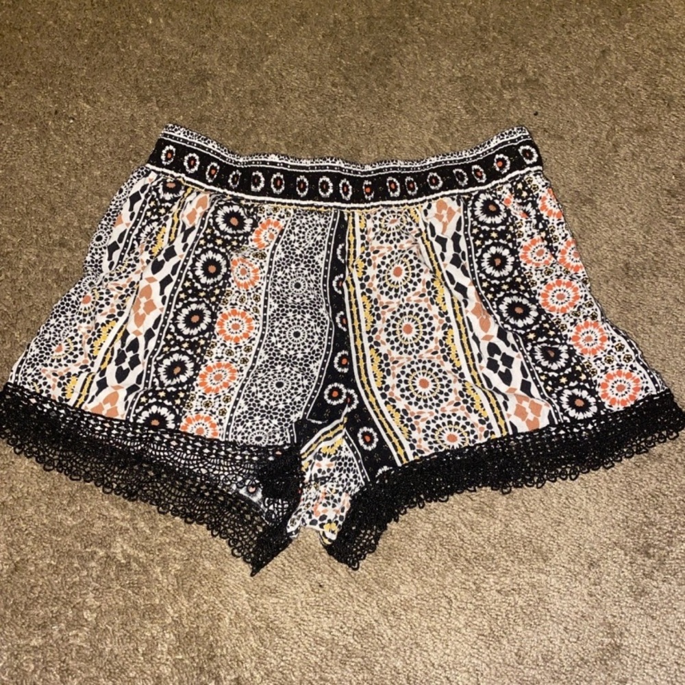 Joe Benbasset High Waist Patterned Shorts - Black, Orange, White